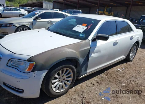 2013 Chrysler 300 Motown z USA, uszkodzony, nr VIN 2C3CCAAG6DH743256